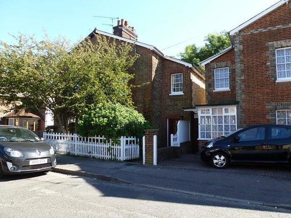 2 bedroom Terraced t...
